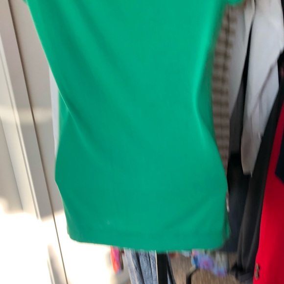 The Limited // Luxe Fit Kelly Green Tee - Picture 3 of 4